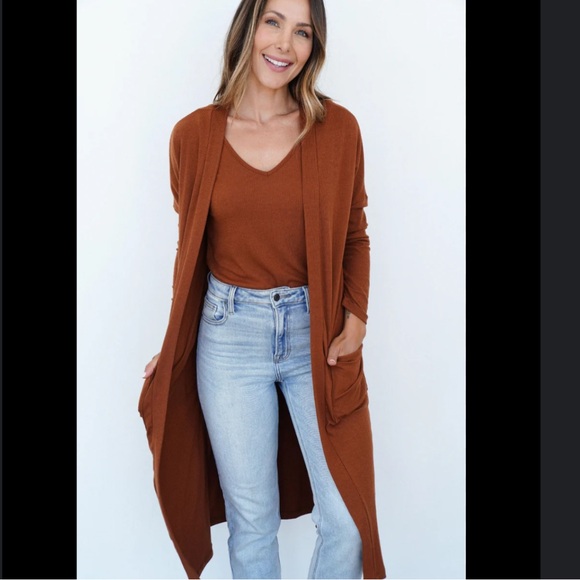 Carly Jean Cardigan - Picture 1 of 2